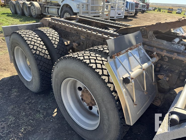 2009-kenworth-t800-image-50