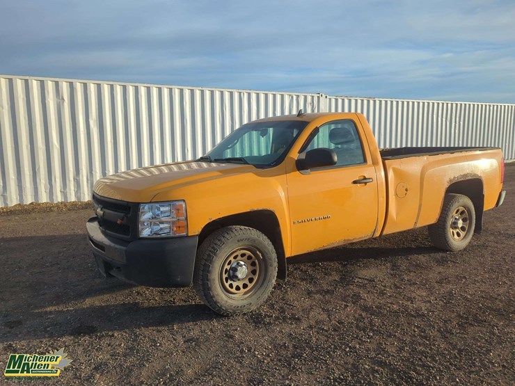 2009-chevrolet-silverado-1500-image-1