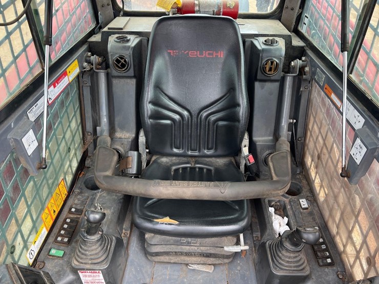2020-takeuchi-tl12v2-image-27