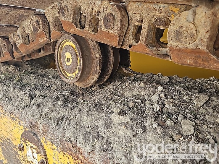 2021-komatsu-d39pxi-24-image-11