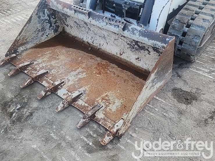 2020-bobcat-t590-image-11