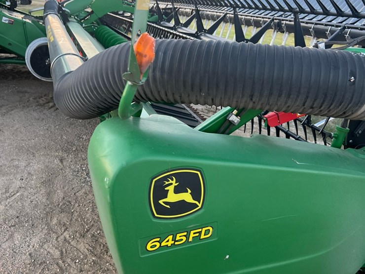 john-deere-645-image-33