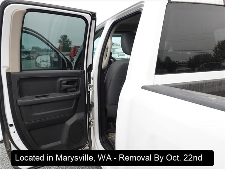 2016-ram-1500-big-horn-image-21
