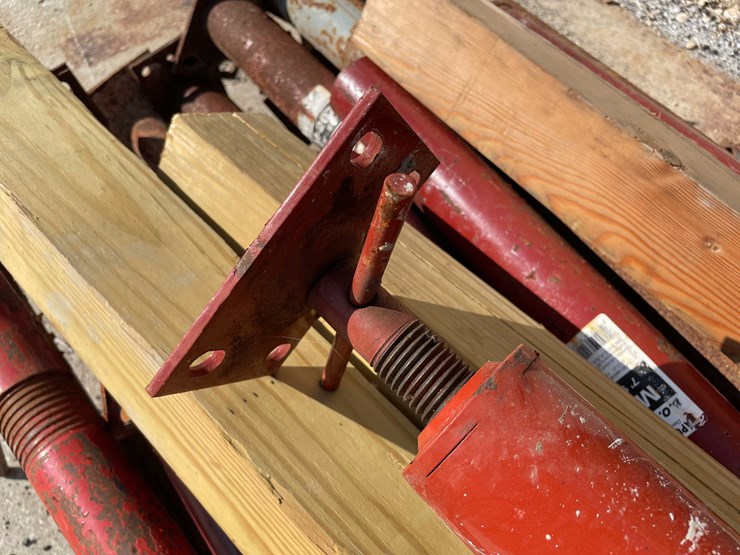 #1960-•-support-columns/-shoring-posts-image-9