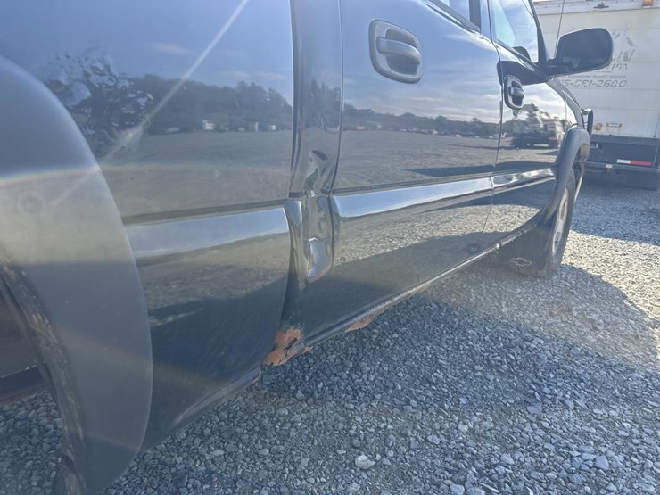 2005-chevrolet-silverado-1500-image-14