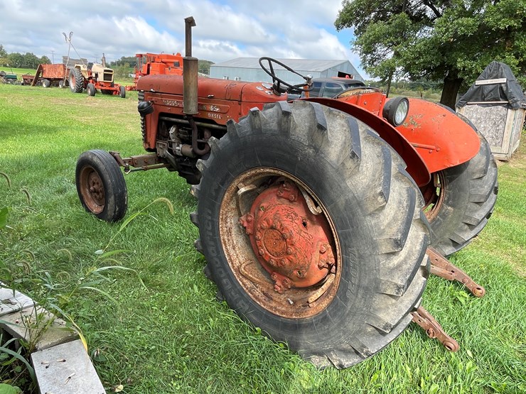 massey-ferguson-65-image-39