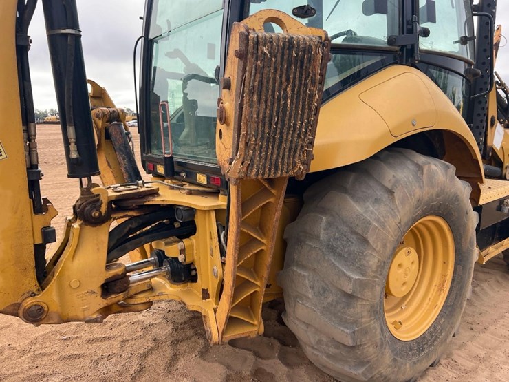 2015-caterpillar-420f-it-image-27