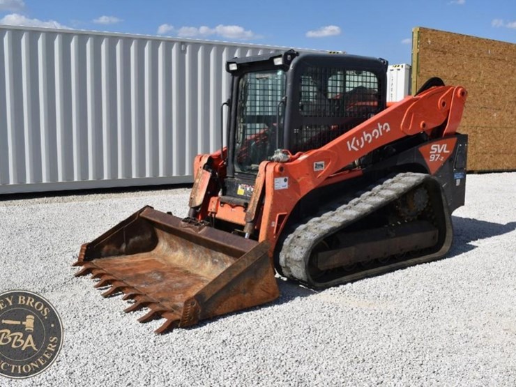 2021-kubota-svl97-2-image-1