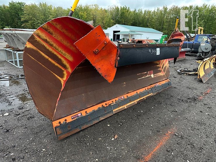 gledhill-10'-heavy-duty-snow-plow-image-2