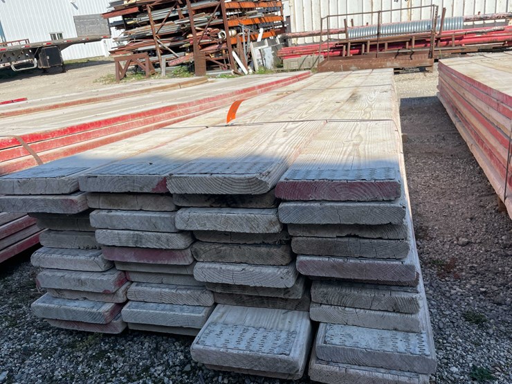 #1974-•-(40)-scaffolding-planks-image-2