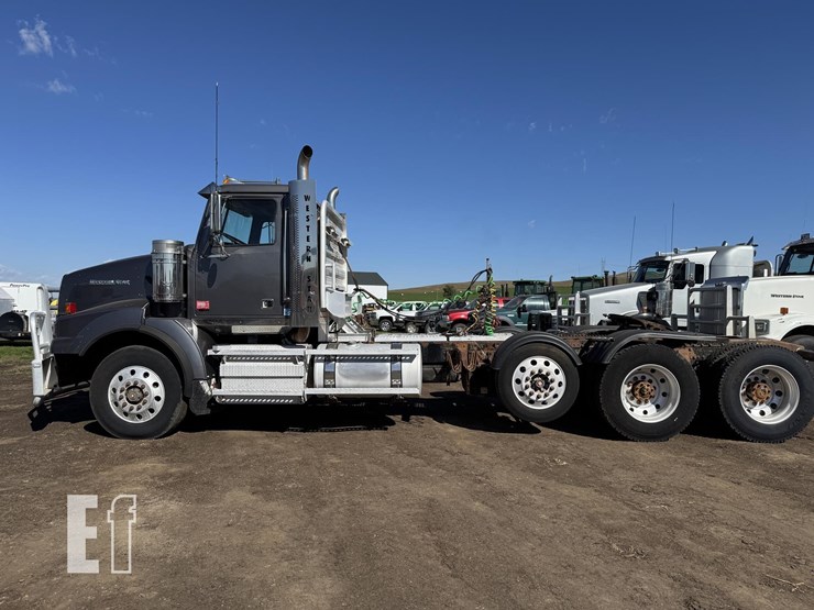 2012-western-star-4900-image-7
