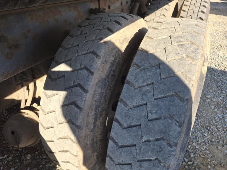 2003-caterpillar-c12-image-62