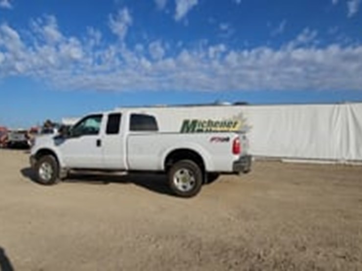 2014-ford-f350-image-5