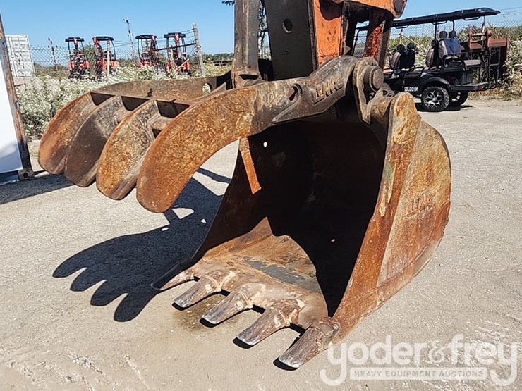 2015-hitachi-zx300-lc-6-image-20