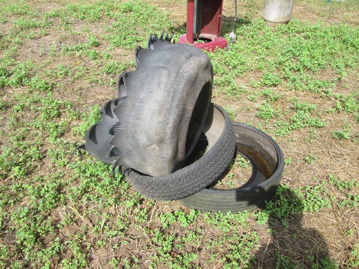 #5053-•-(5)-tire-feeders-image-2