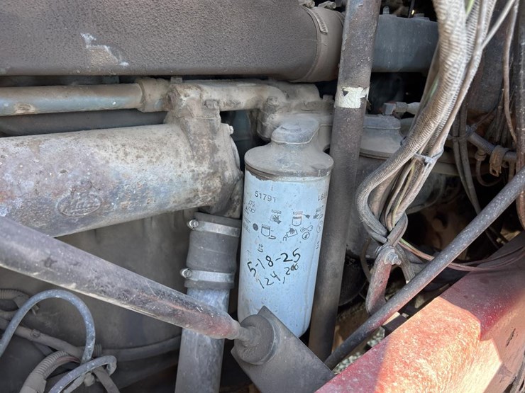 1993-mack-dm690s-image-49
