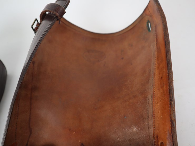 #27-•-#4261-•-wwi-officer's-leather-puttees-image-2