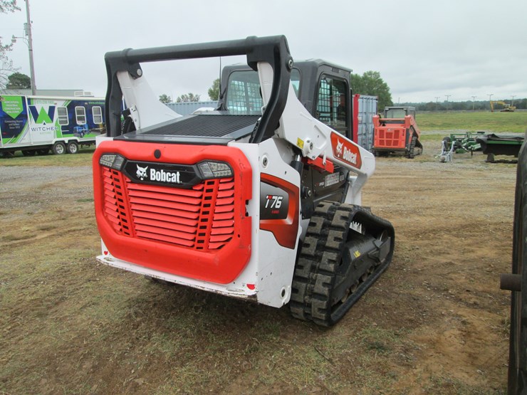 2022-bobcat-t76-image-3