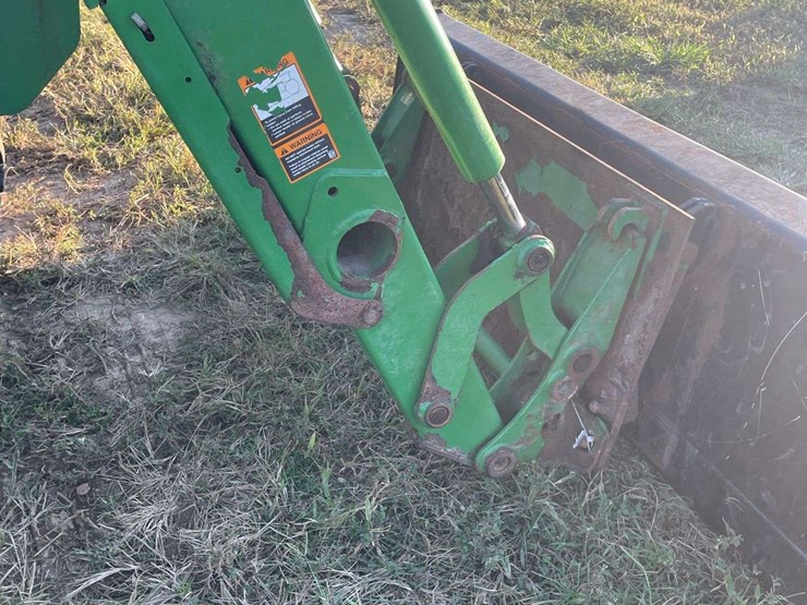 2018-john-deere-5055e-image-11