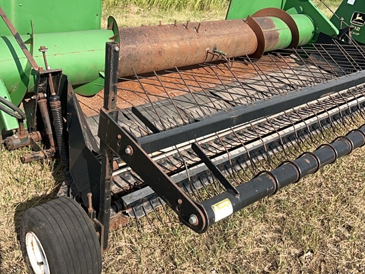 john-deere-12-image-27