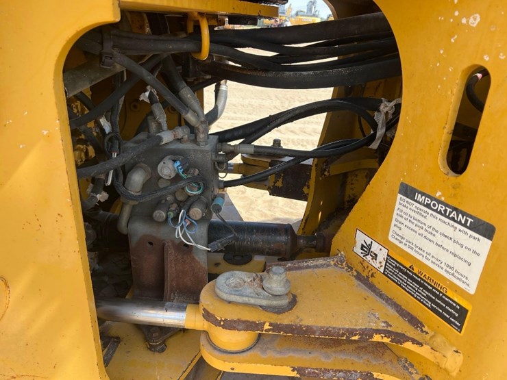 2009-deere-544k-image-20