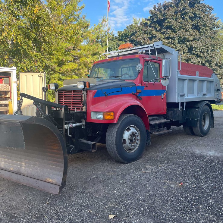 INTERNATIONAL 4900