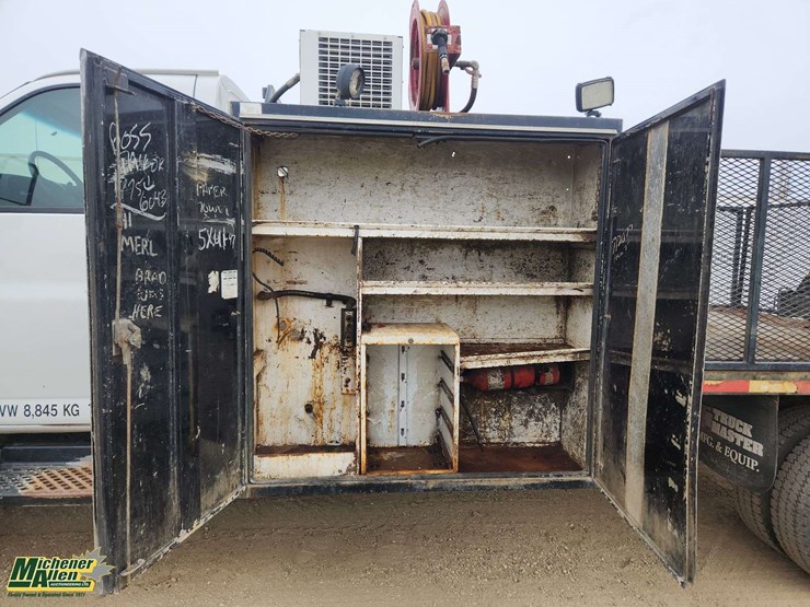 2005-gmc-topkick-c5500-image-22