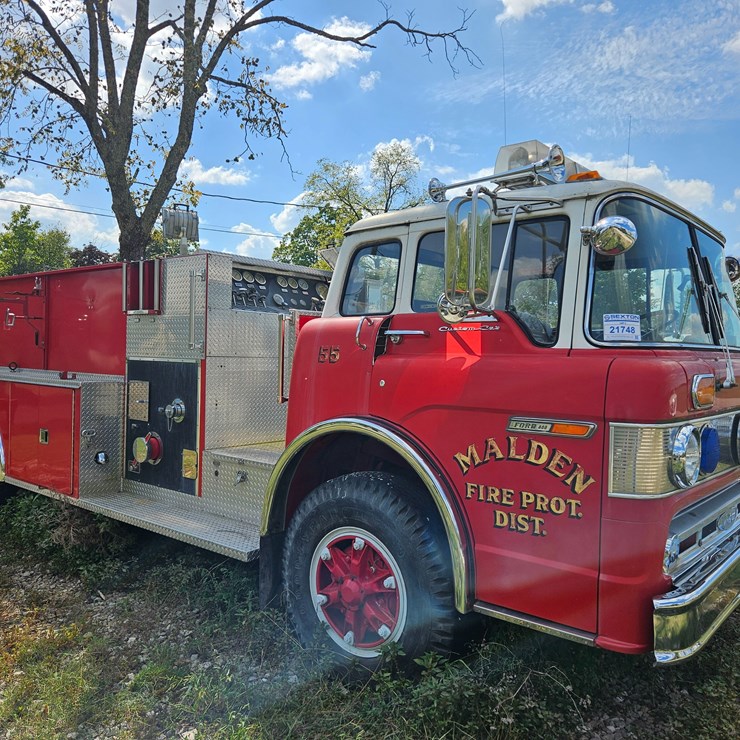 1983 FORD C800