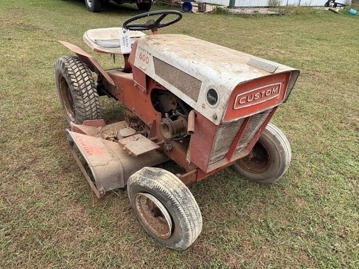 custom-600-lawn-mower-image-3