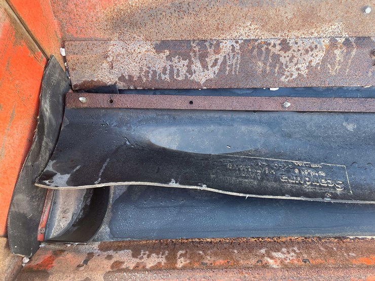 #1894-•-htc-hydraulic-truck-side-conveyor-image-8
