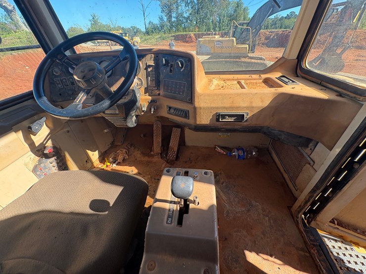 1997-caterpillar-d300e-image-25