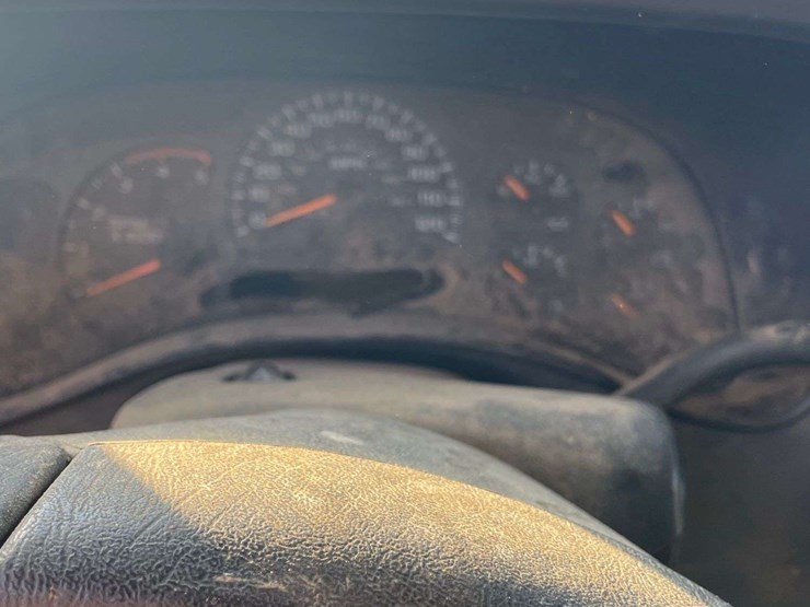 2003-chevrolet-2500-image-26