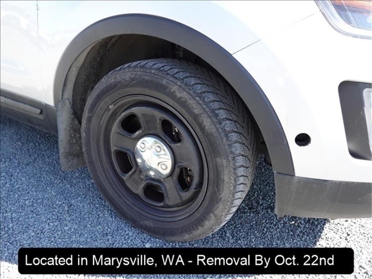 2018-ford-explorer-image-18
