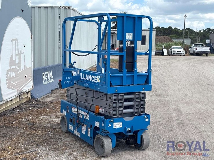 electric-scissor-lift-image-2