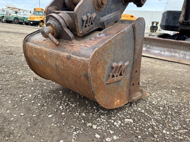 2017-bobcat-e35i-image-12