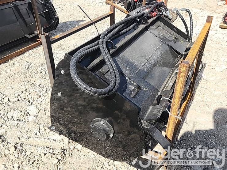 unused-2025-concrete-mixer-to-suit-skidsteer-image-3