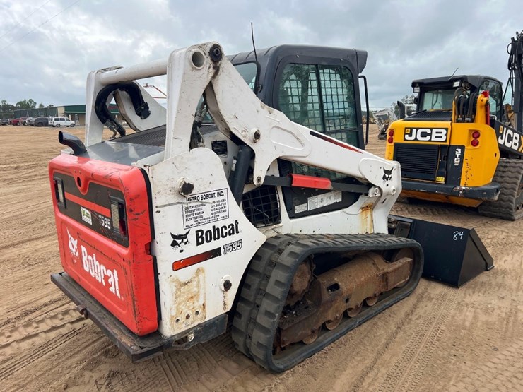 2016-bobcat-t595-image-4
