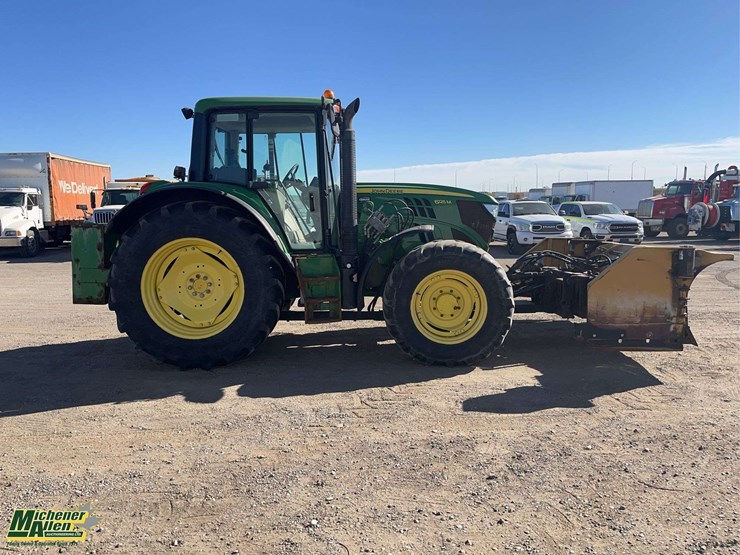 2015-john-deere-6125m-image-5