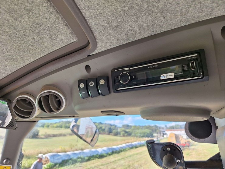 2023-deutz-fahr-6140-image-45