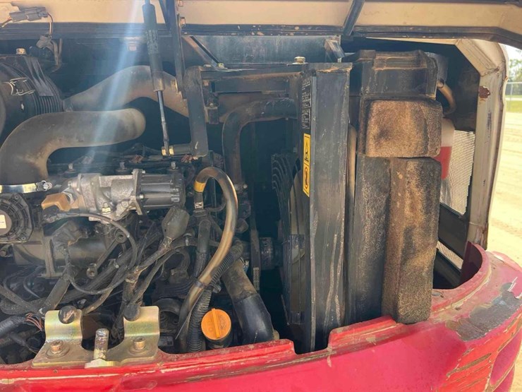 2017-takeuchi-tb240-image-20