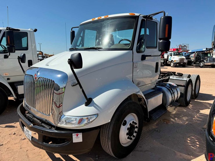 2018-international-transtar-8600-image-5