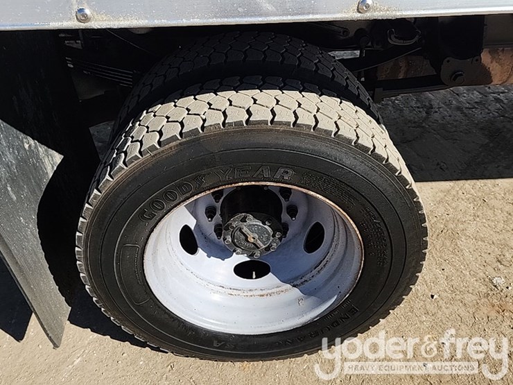 2019-ford-f450-image-8