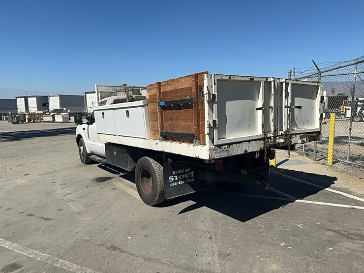 2003-ford-f350-image-3