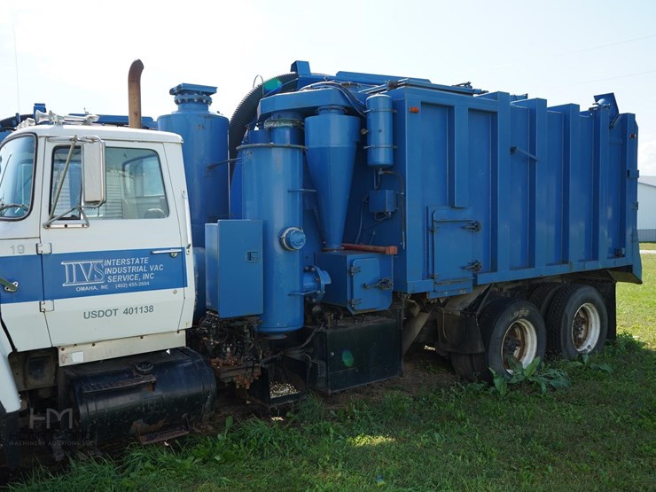 1987-ford-l9000-image-12