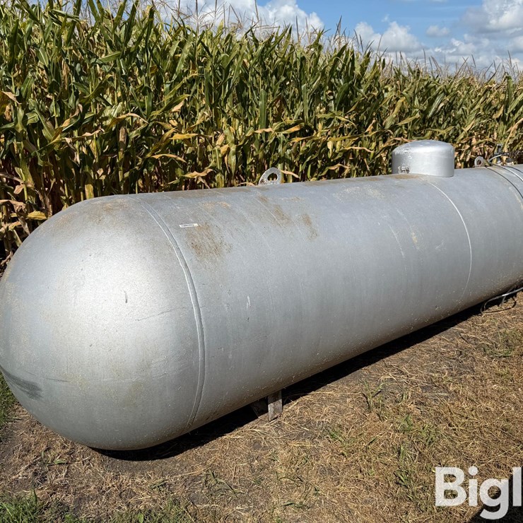 1,000-Gal LP Tank