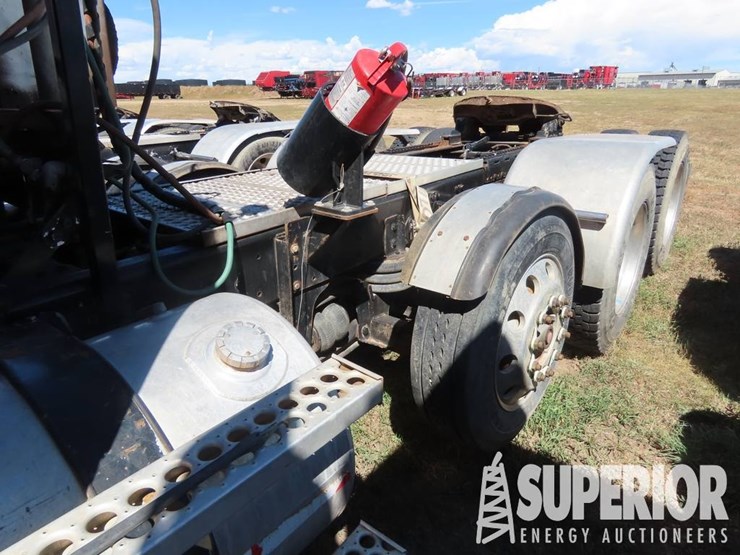 western-star-4900-image-6