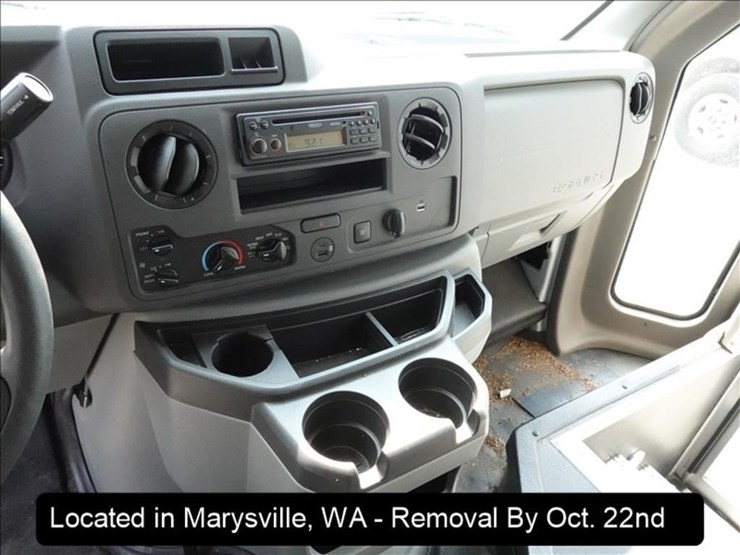 2022-ford-e450-image-3