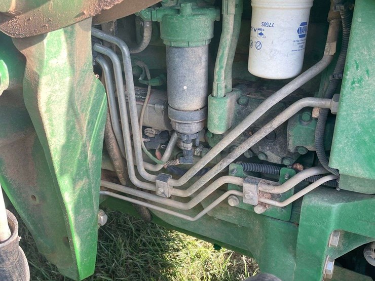2022-john-deere-6135e-image-31