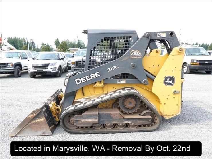 2016-deere-317g-image-4