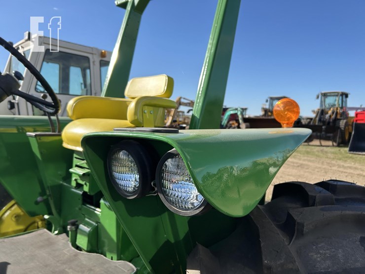 john-deere-4020-image-33